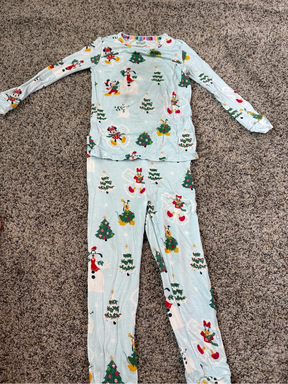 New Magnetic Me Disney Mickey & Friends Christmas Snow Magnetic Pajama Set - 3T